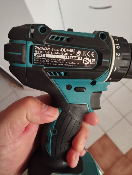 Почти нов винтоверт на макита