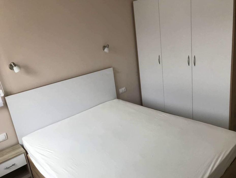 Дава се под наем Двустаен апартамент в Бургас, Лазур - 69 кв.м за 459 € - Снимка #2