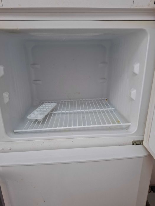 Хладилник в добро състояние