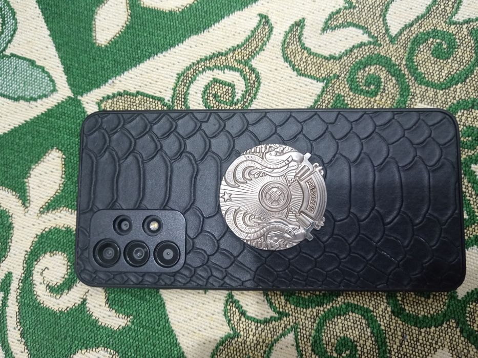 Самсунг а32, 64 гб