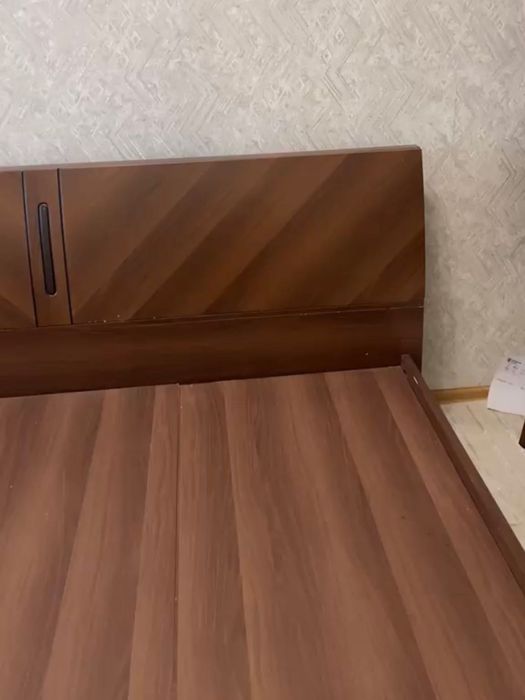 Кровать 20.000 тг