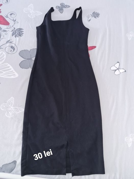 Rochite dama, preturile sunt orientatie și negociabile l