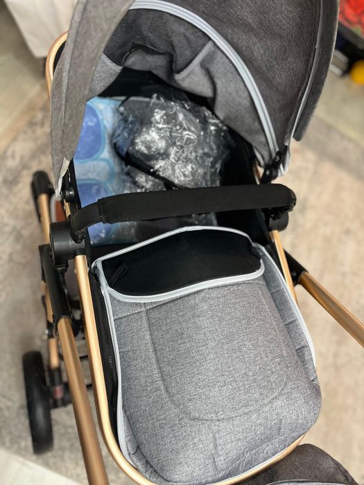 Продам коляска почти новая