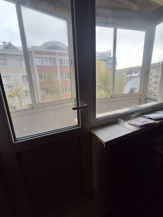 Продам 2 комн р-он Океан,17 школа
