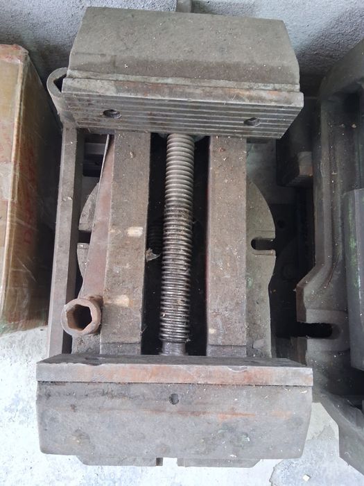 4.бр въртящи се масивни менгемета професионални тежи 60.кг