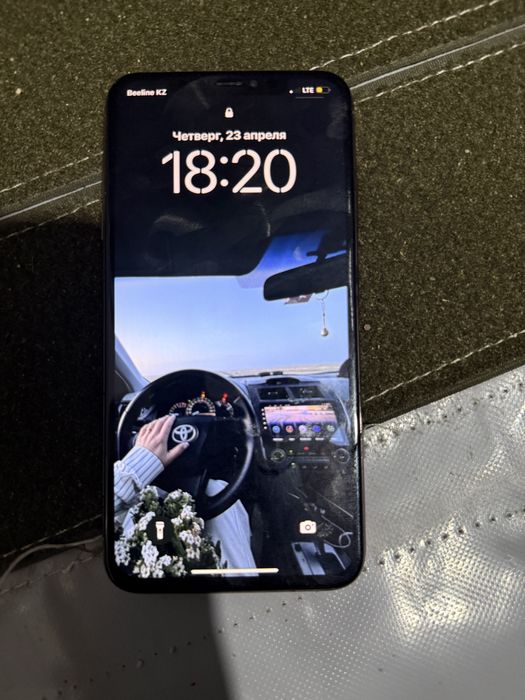 Айфон XR max таза