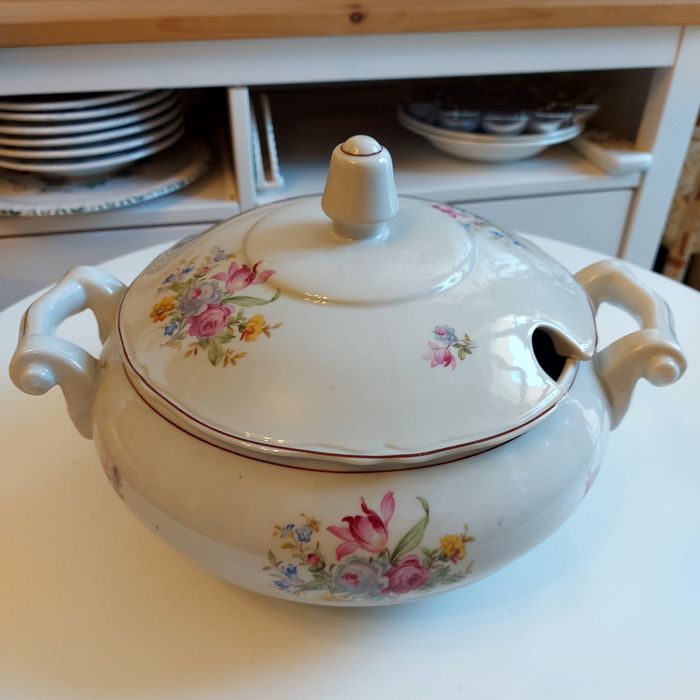 Чешки супник.Супник