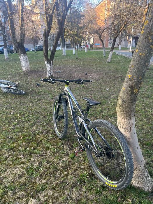 Trek remedy 7 full suspension