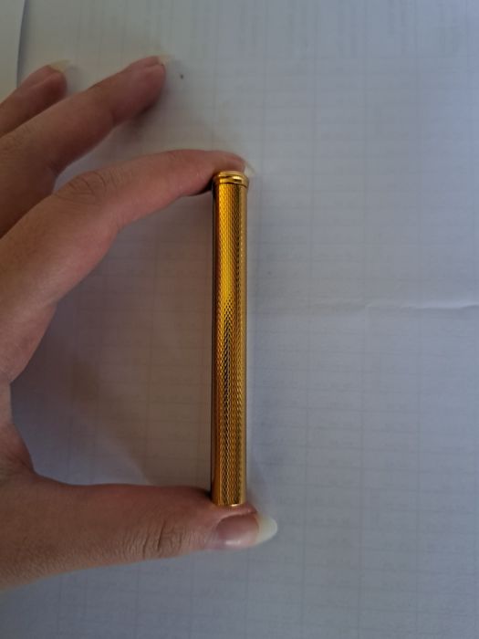 Продавам нова луксозна запалка "i11 Corona" на  "SILHOUETTE".