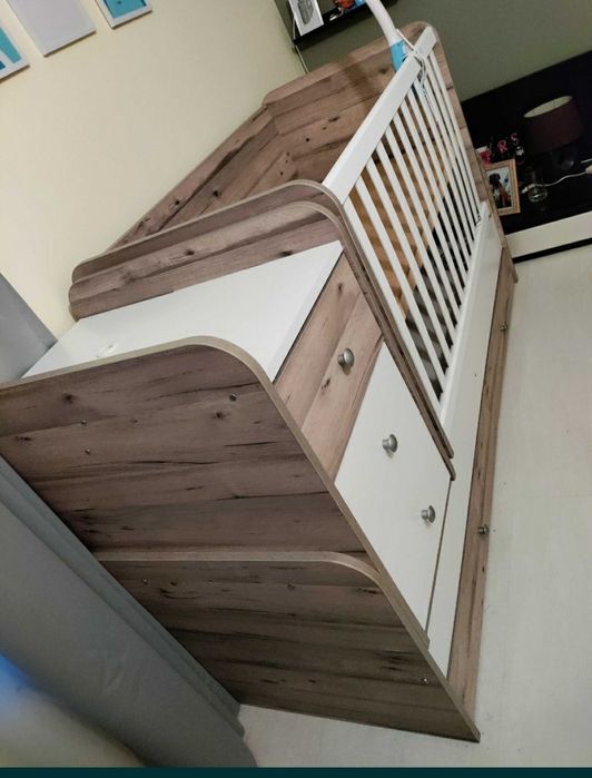 Бебешка кошара с люлеещ механизъм 3:1