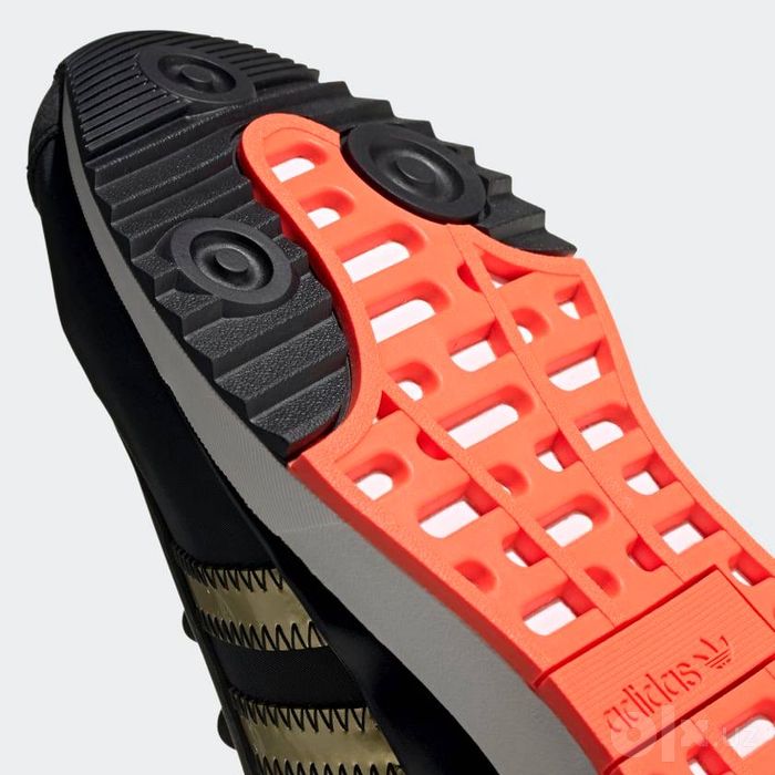 Adidas (оригинал) 40 размер