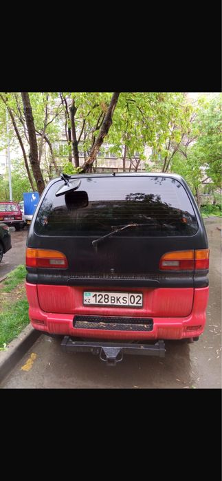 продаю  машину