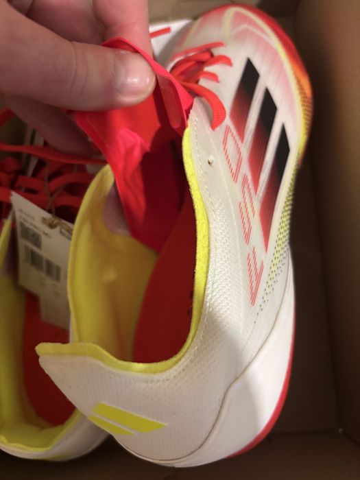 Ghete fotbal adidas F50