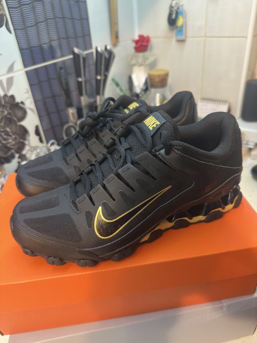 Nike Reax 40