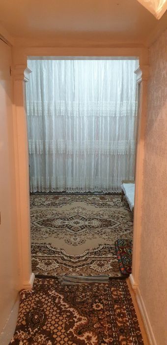 Кора камиш 2/5 ало 2.хона оилага ижарага берилади шароити оилага