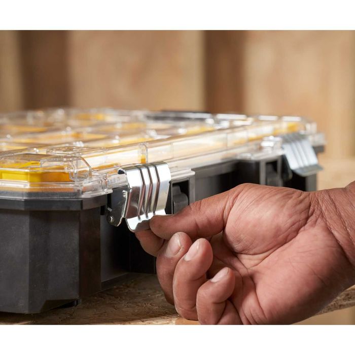 Куфар за инструменти органайзер STANLEY FMST82967-1 PRO-STAK