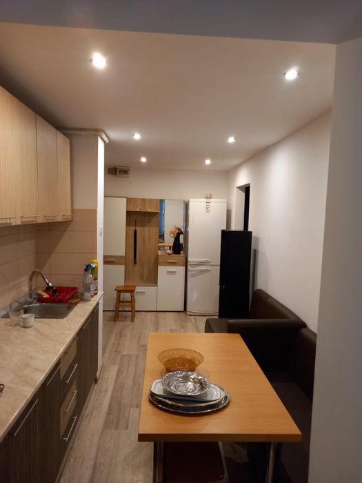 Inchiriez apartament 2 camere