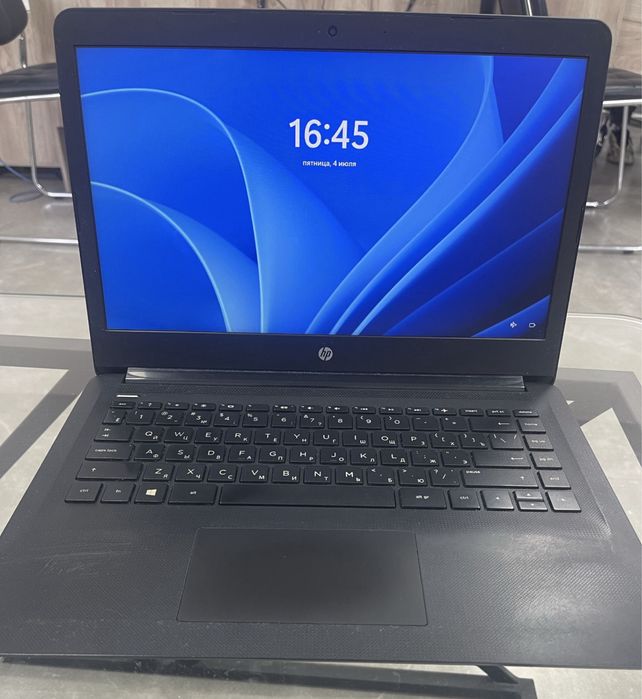 Ноутбук в идеальном состоянии.