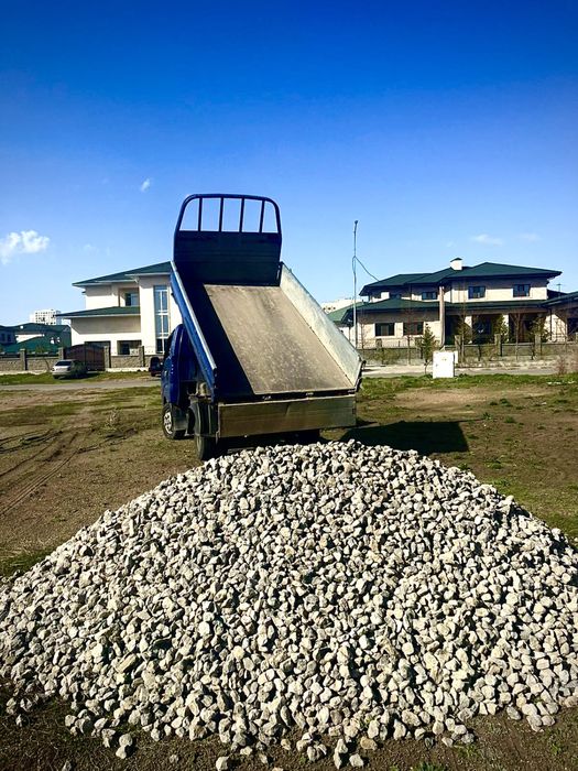 Щебень , песок , отсев ,