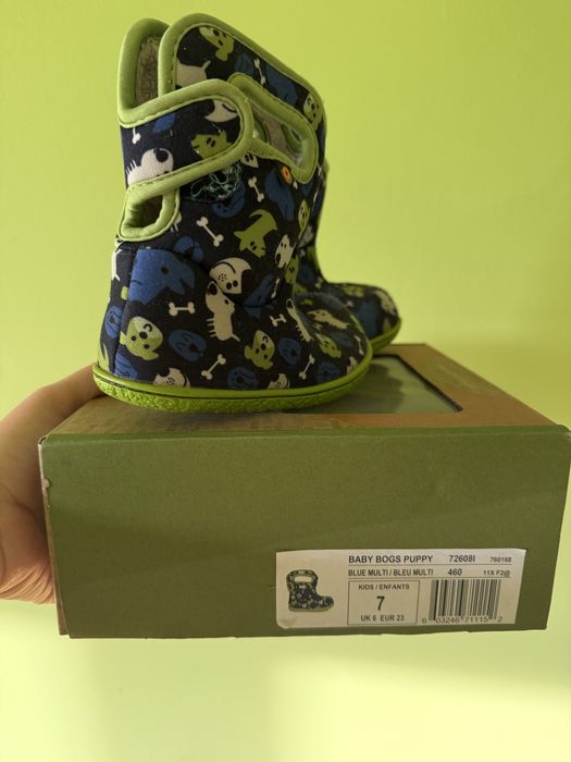 Vand Bogs marimea 23