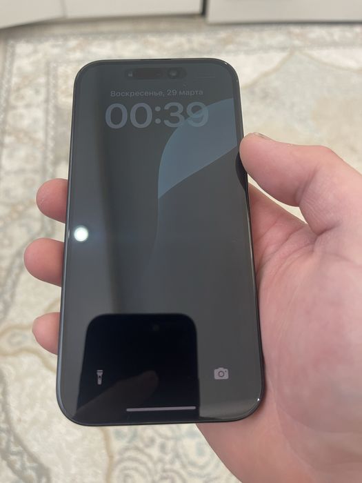 Продам Iphone 15 128gb