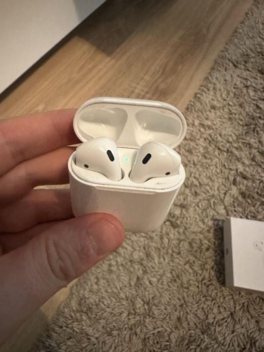 Apple Airpods 2