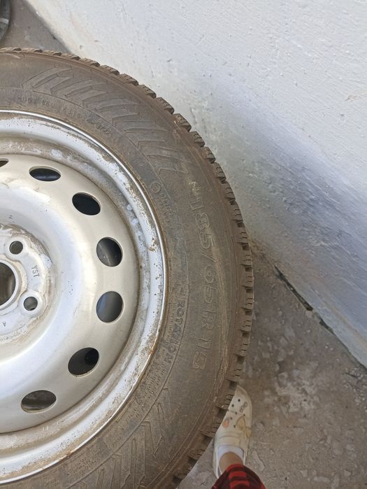 Продам зимнюю резину