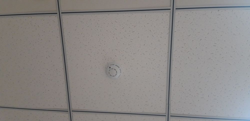 Печньки  падвесинй потолок Армстронг плитка продам