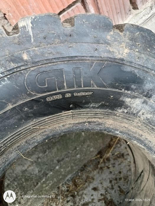 De vânzare cauciucuri pentru remorca