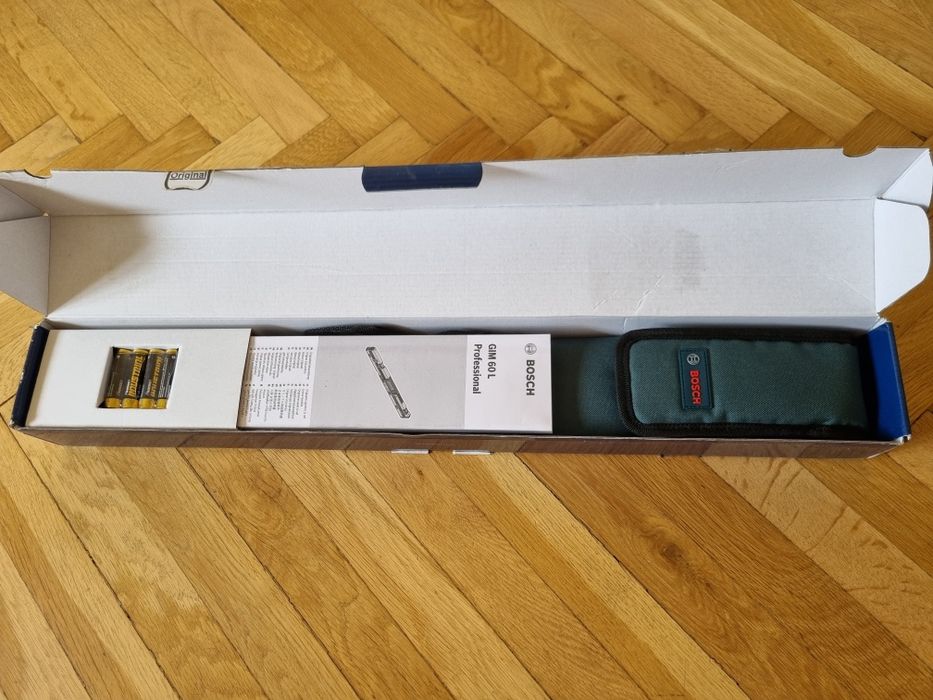 Nivela laser (clinometru digital) Bosch Professional GIM 60 L, 30 m, clasa laser 2, 60 cm lungime