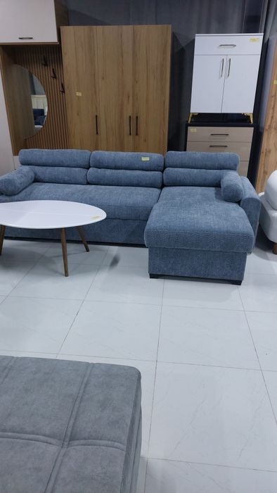 Диван уголок разных видов мебели для гостиной и  офисов