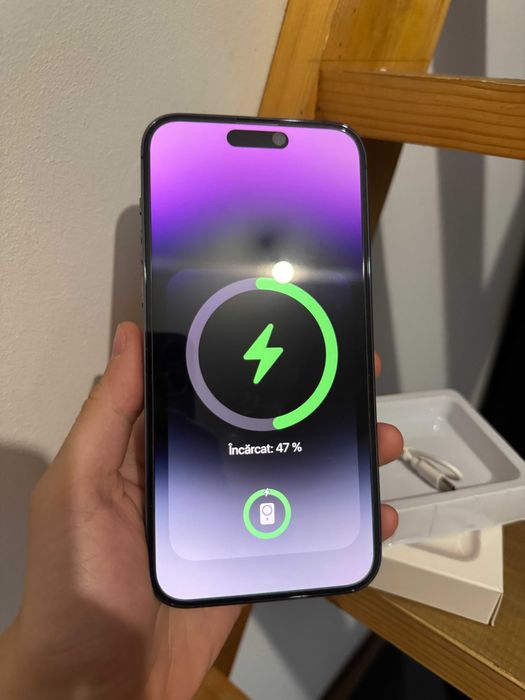Baterie externă 5000mAh MagSafe neagra, încărcare wireless, USB-C, cablu de încărcare, nouă