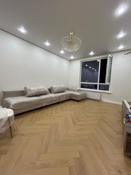 Штукатурка стен/левкас/ремонт/обои