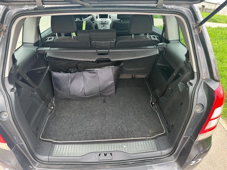 De vanzare Opel Zafira 1,7