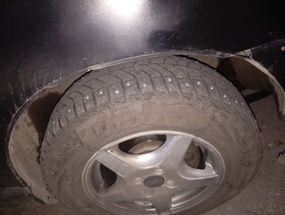 Продам машину cherry amulet a15