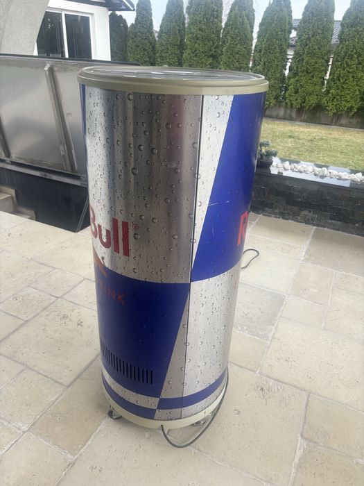 Frigider Redbull