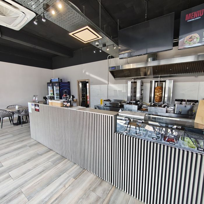 Vand afacere la cheie, fast food