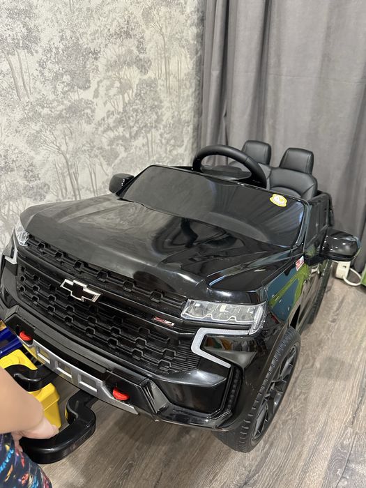 Электромашина детская Chevrolet Tahoe