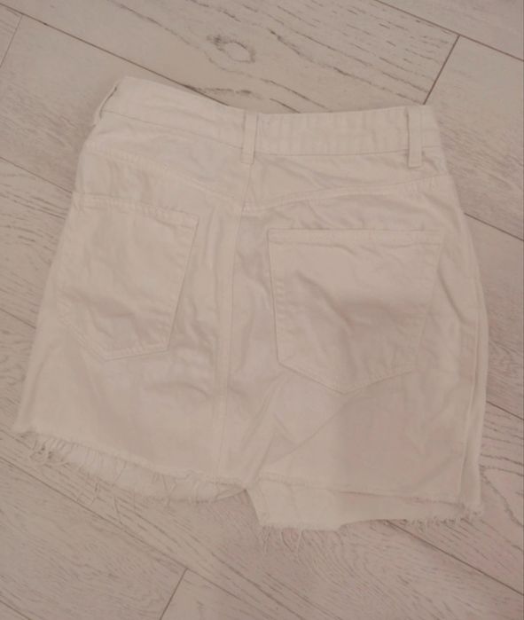 Fusta blugi Zara