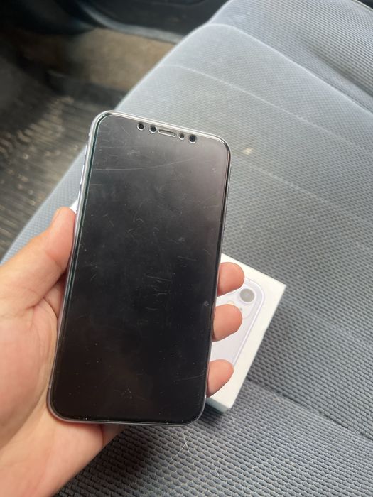 Продам iphone 11 128 gb