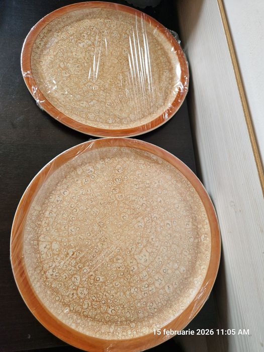 Platouri mari de tort si prajituri mai multe modele