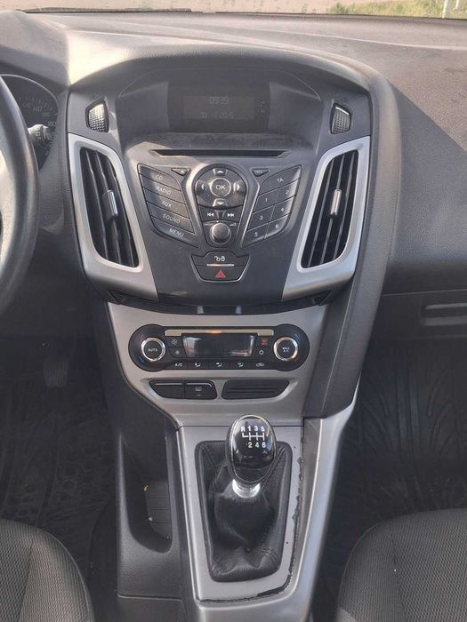 Ford Focus CB8 2014