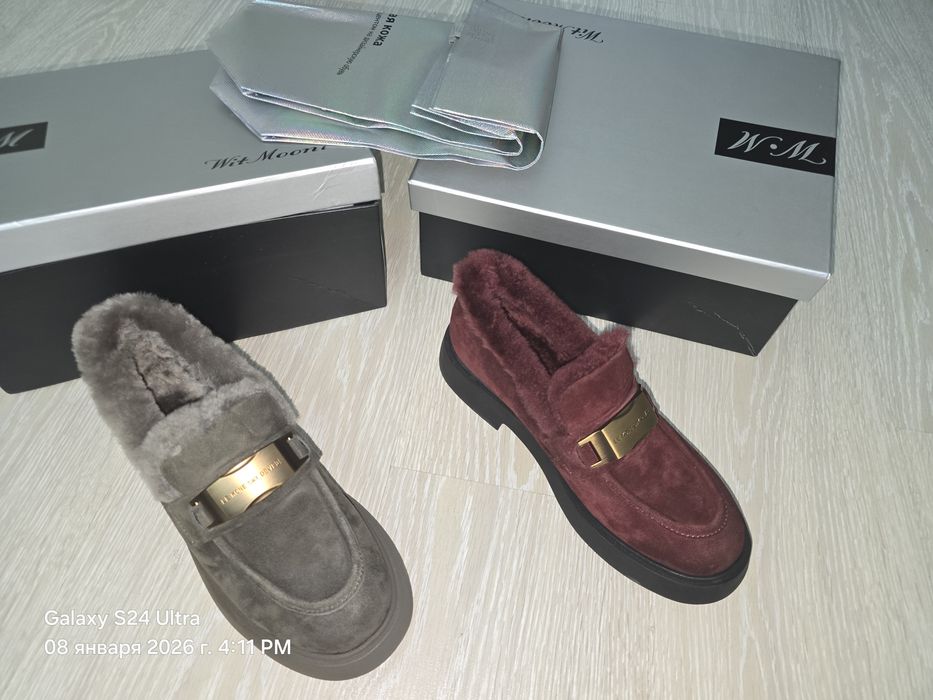 Продам замшевую обувь