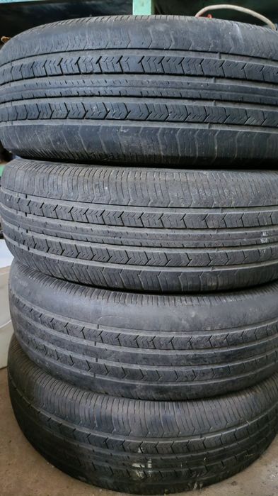 Балон автошина. Для легковых автомашин.