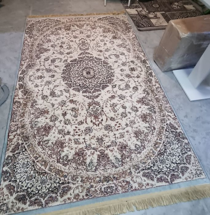 Продам ковры недорого