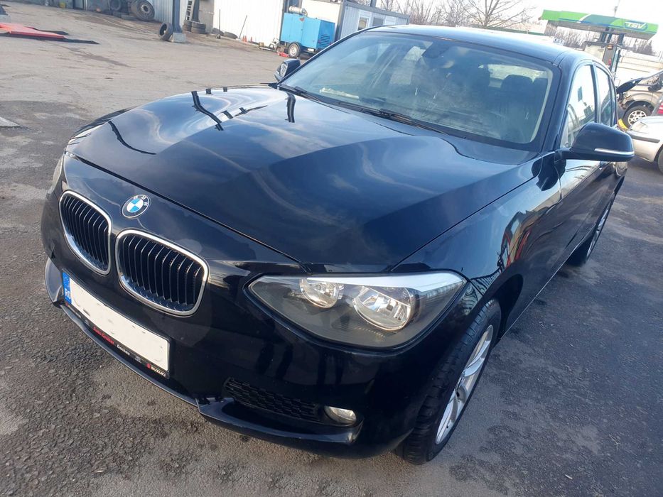 BMW 116D, cutie manuala, fabricatie 2014, AC, inmatriculat RO, AVARIAT