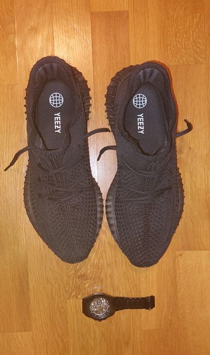 Yeezy 350 V2 boost negru‼️‼️