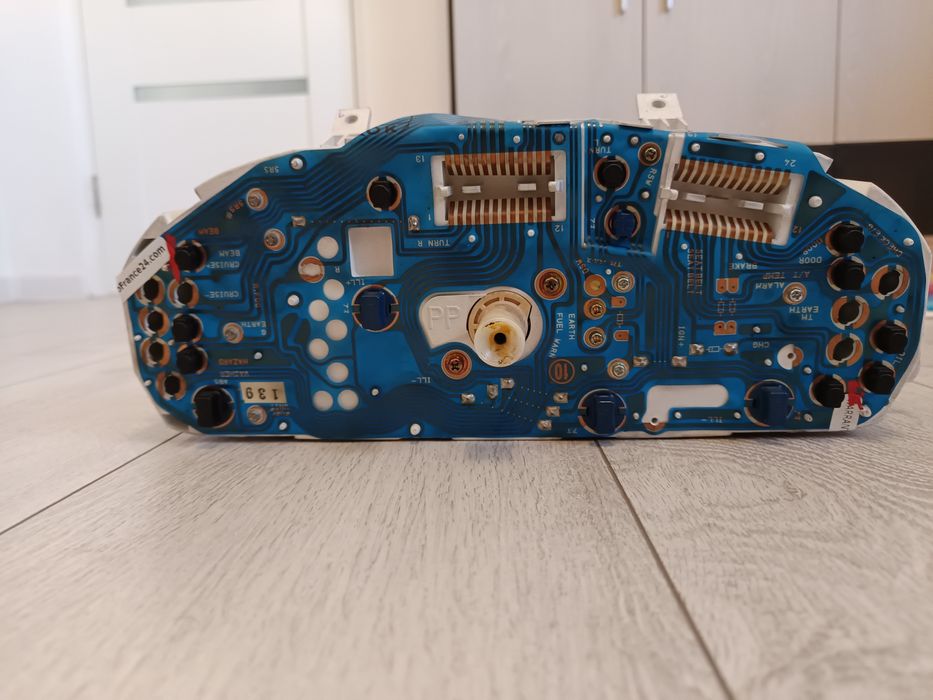 Ceasuri bord Mitsubishi Colt 1.3 1996 MB899938 758-540