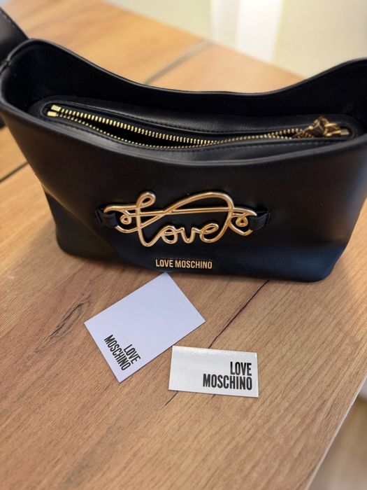 Малка черна чанта Love Moschino