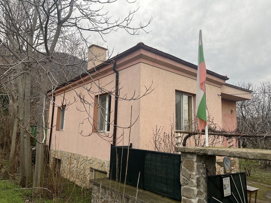 Къща в с.Варвара